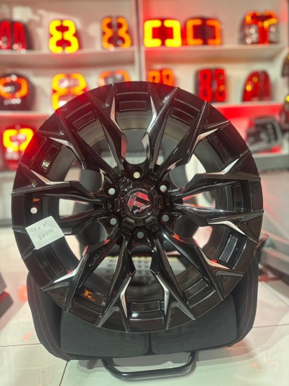 LLANTA ARO 17´´ NEGRO CON GRIS EXCLUSIVO FUEL 6X139