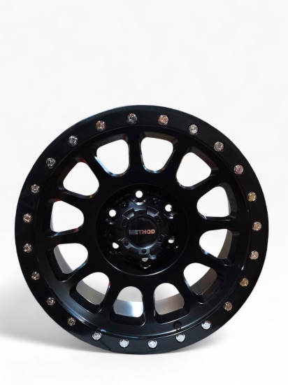 LLANTA METHOD NEGRO 6X139 ARO 17X8.5 (COD 600303)