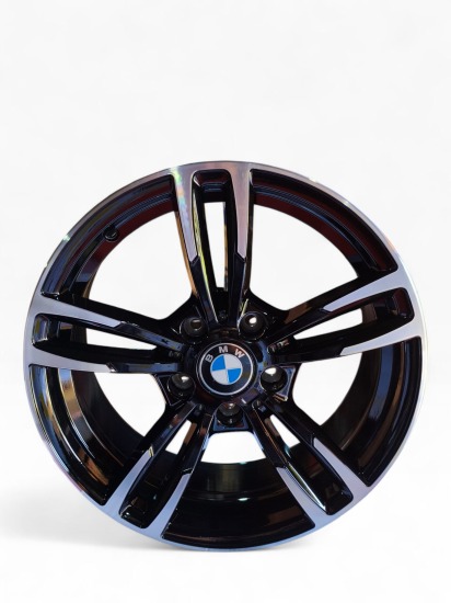 LLANTA BMW 5X120 ARO 17 ( COD C21 )