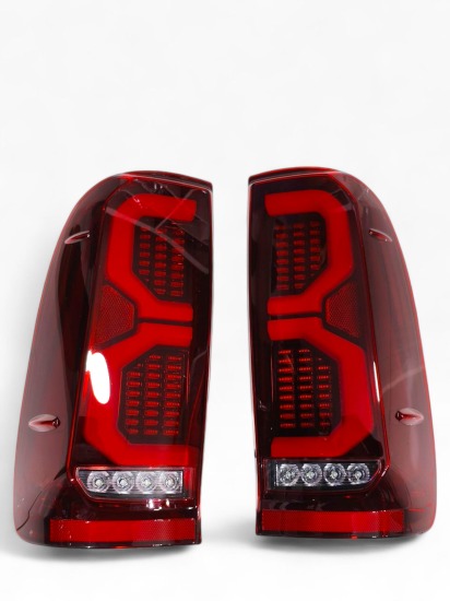 FARO TRASERO LED HILUX VIGO ROJO  " BRAS"